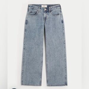 NWT Hollister Women’s Low Rise Baggy Jeans, Medium Wash, Sz.4R